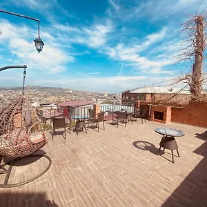 9 Borbalo Street With Terrace Apartament