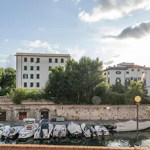  Apartment The Architect - Canals View Italy