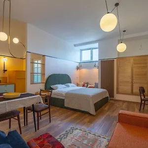 Cozy Baity Apartment